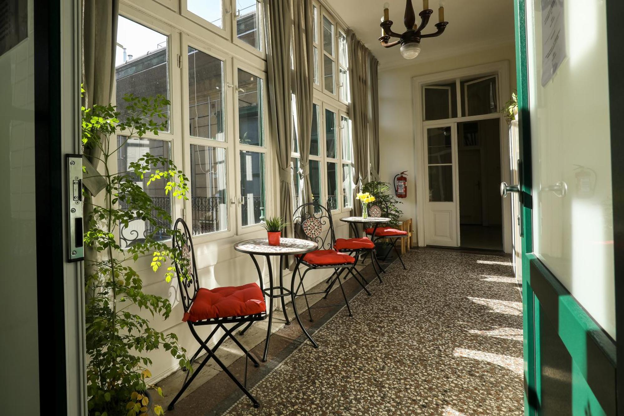 Ozone Private Rooms Budapešť Exteriér fotografie